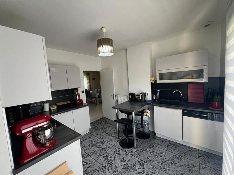 Maison - 150 m² - 7 pièces