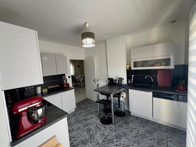 Maison - 150 m² - 7 pièces