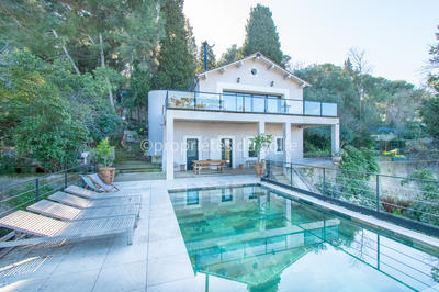 Maison - 137 m² - 4 pièces