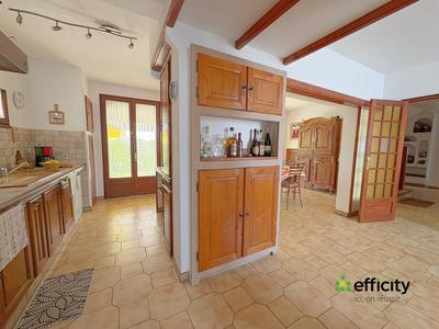 Maison - 188 m² - 7 pièces