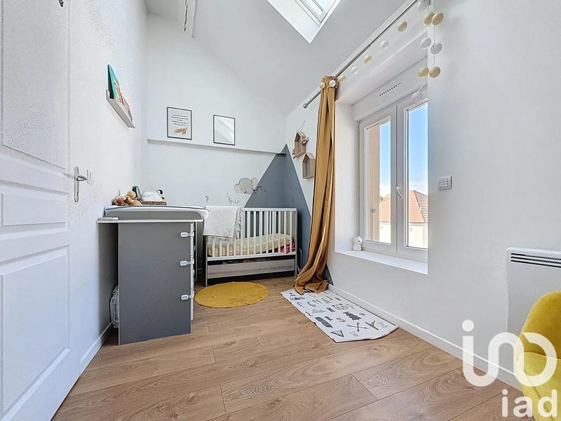 Maison - 81 m² - 5 pièces