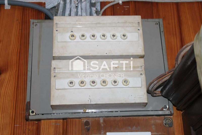 Maison - 204 m² - 6 pièces