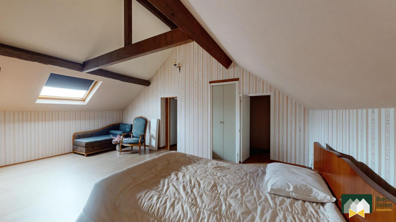 Maison - 200 m² - 6 pièces