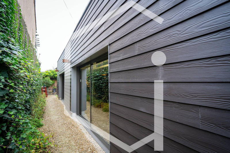 Fonds de commerce - Magasins - 180 m²