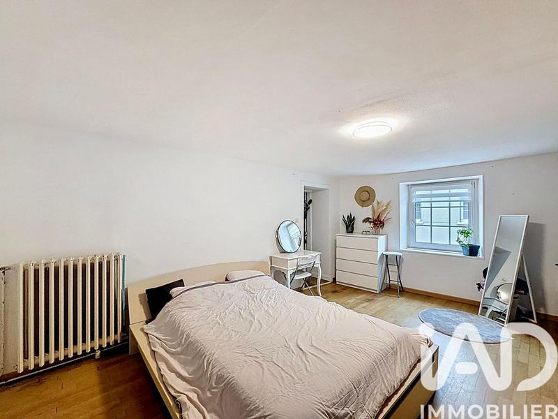 Maison - 193 m² - 6 pièces