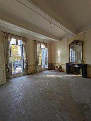 Appartement - 220 m² - 6 pièces