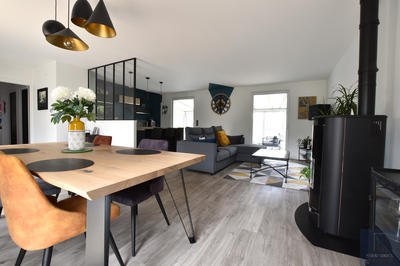 Maison - 127 m² - 5 pièces