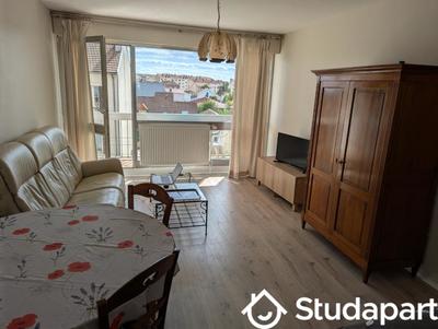 Chambre - 13 m² - 1 pièce