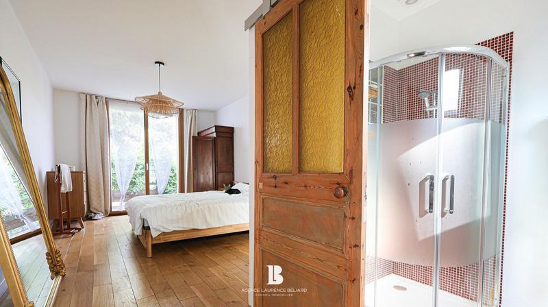 Maison - 180 m² - 8 pièces