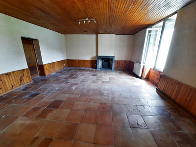 Maison - 186 m² - 5 pièces