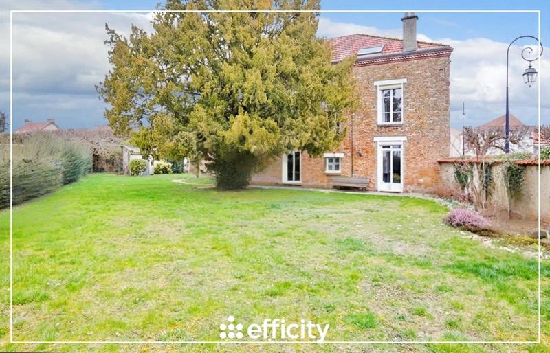 Maison bourgeoise - 261 m² - 13 pièces