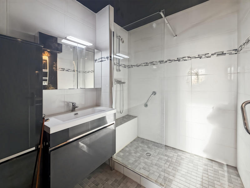 Appartement - 98 m² - 5 pièces