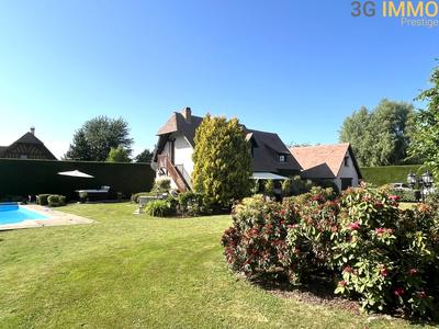 Propriété - 130 m² - 5 pièces