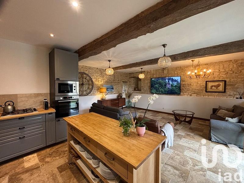 Maison - 287 m² - 12 pièces