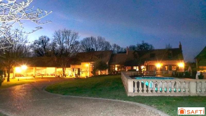 Maison - 197 m² - 7 pièces