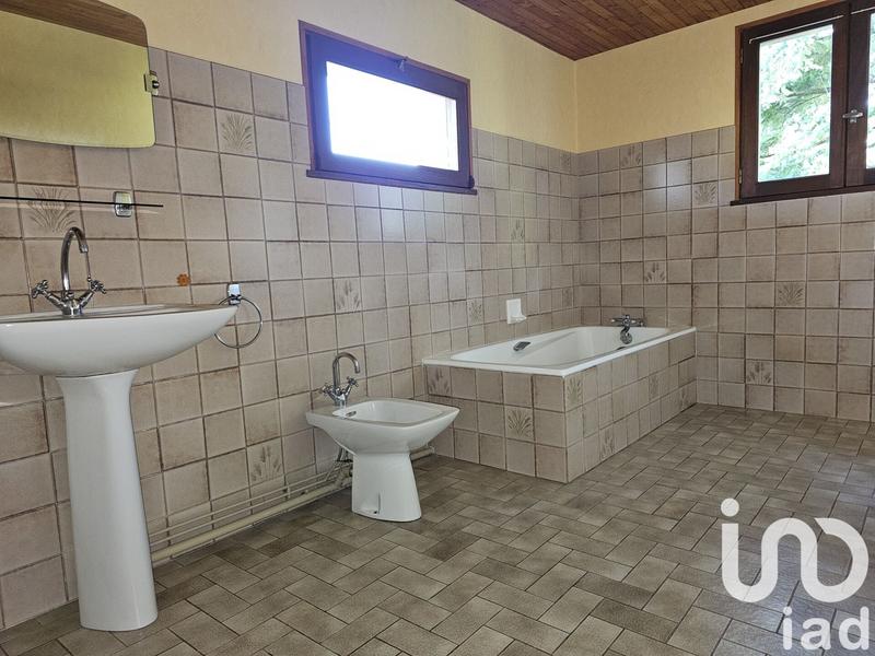 Maison - 137 m² - 5 pièces