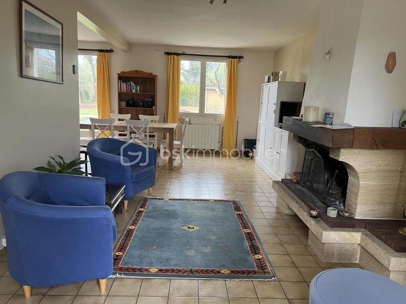 Maison - 115 m² - 8 pièces