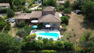 Maison - 169 m² - 5 pièces