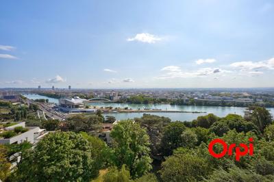 Appartement - 97 m² - 4 pièces