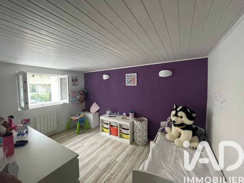 Maison - 181 m² - 9 pièces