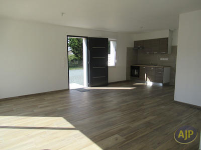 Maison - 65 m² - 3 pièces