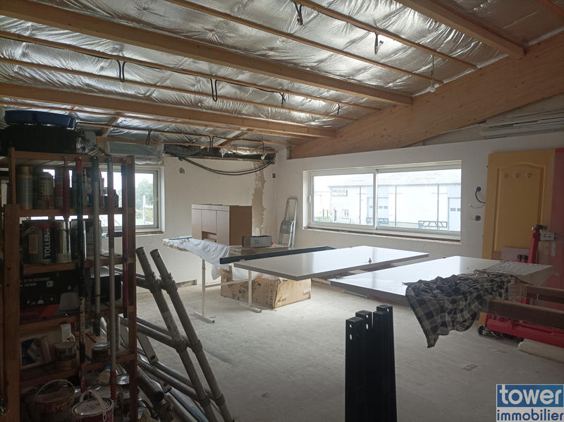 Local d'activités - 454 m²