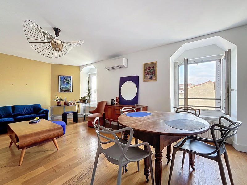 Appartement - 124 m² - 5 pièces