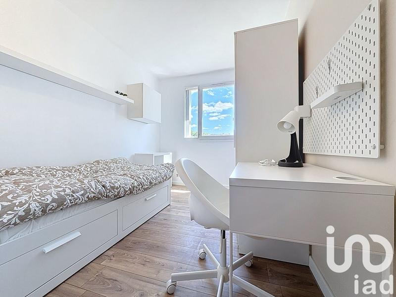 Appartement - 77 m² - 6 pièces