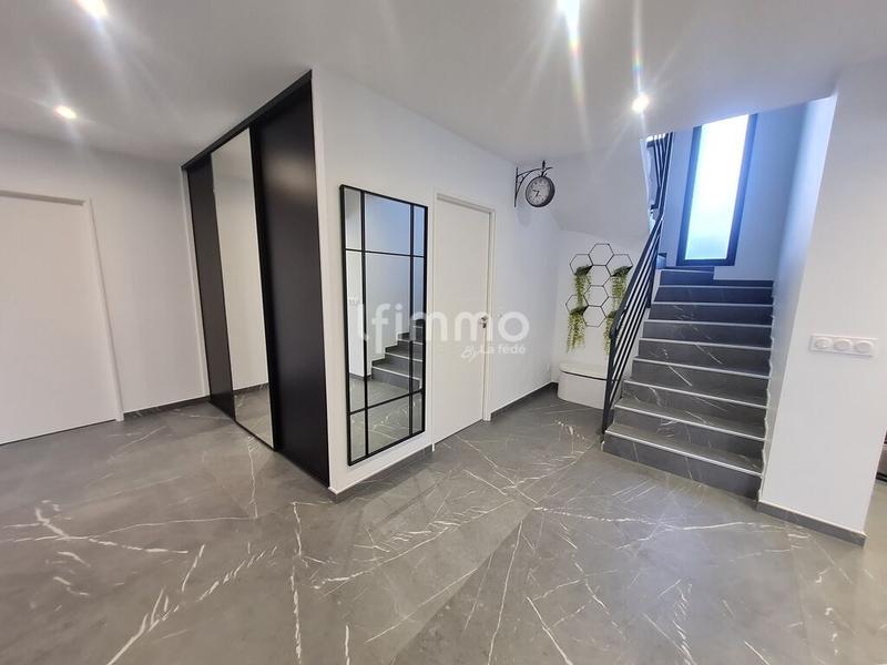 Châlet - 141 m² - 6 pièces