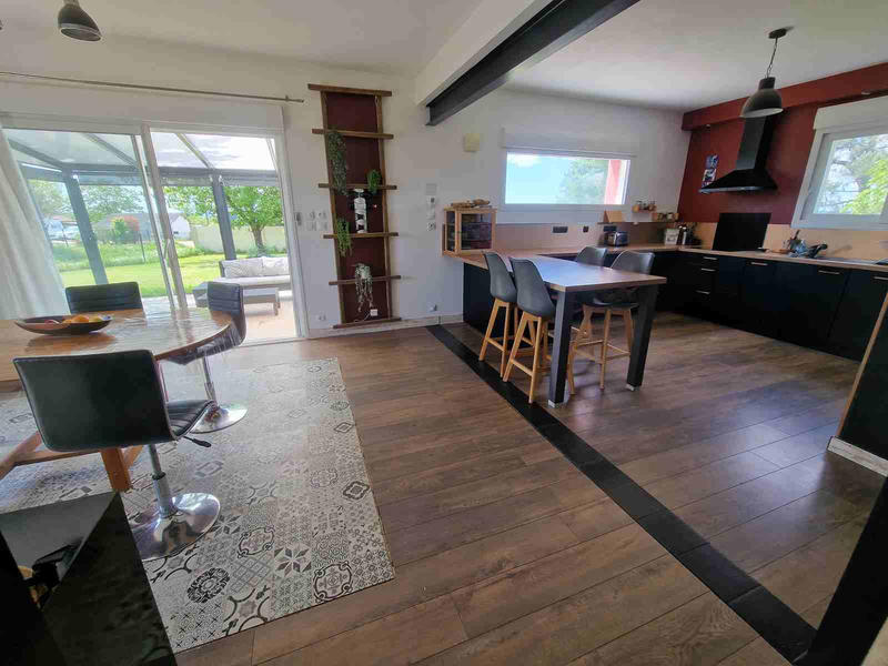 Maison - 162 m² - 7 pièces