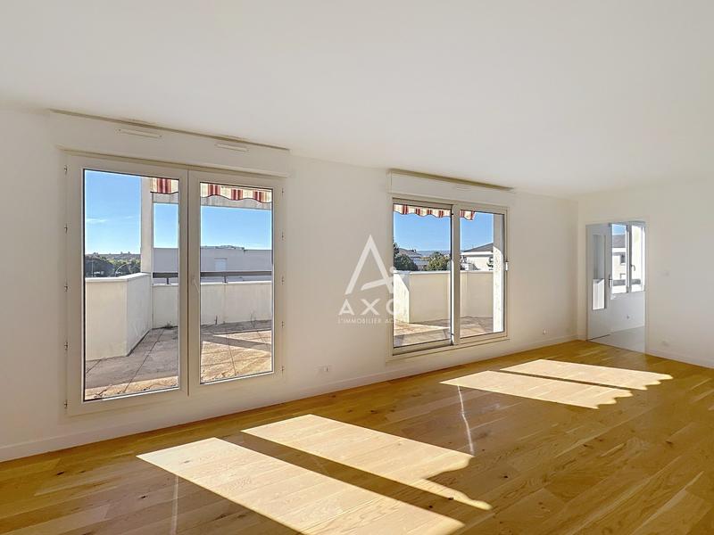 Appartement - 122 m² - 5 pièces