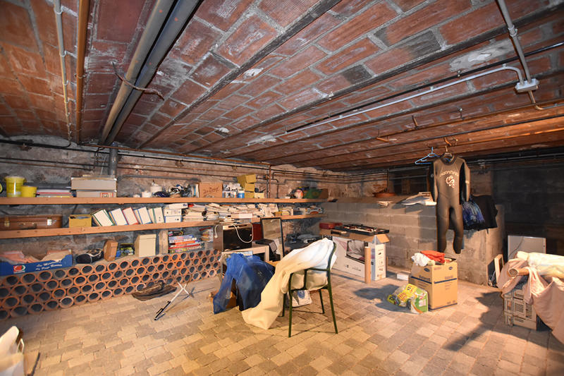 Maison - 220 m² - 11 pièces