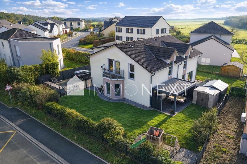 Maison - 100 m² - 5 pièces