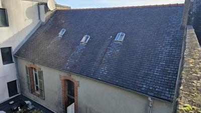 Local d'activité / Entrepôt - 161 m² - 4 pièces