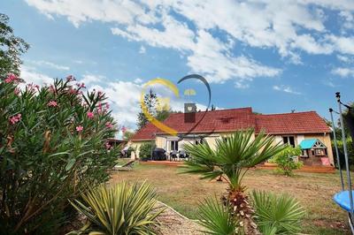 Maison - 107 m² - 4 pièces