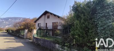 Maison - 84 m² - 5 pièces