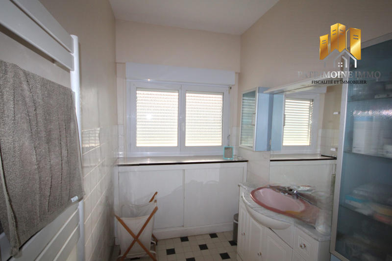 Maison - 140 m² - 5 pièces