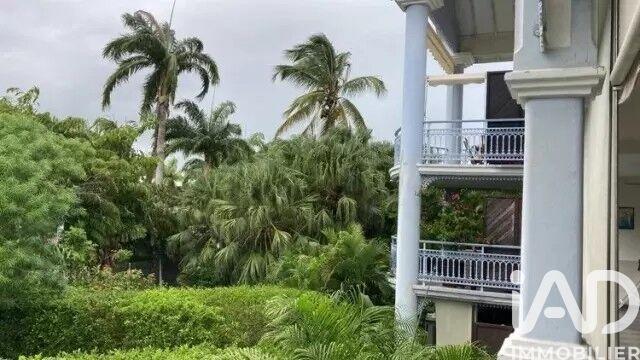 Appartement - 82 m² - 3 pièces