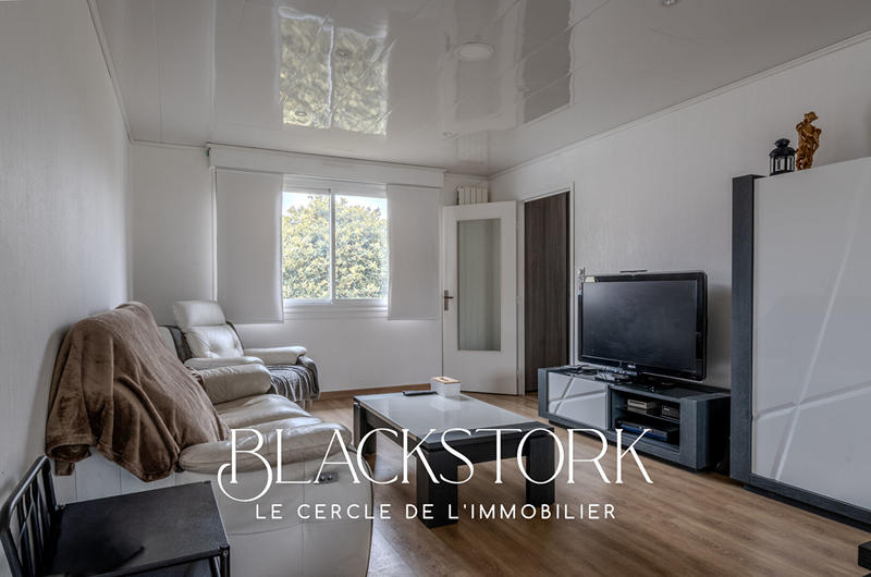 Maison - 93 m² - 4 pièces