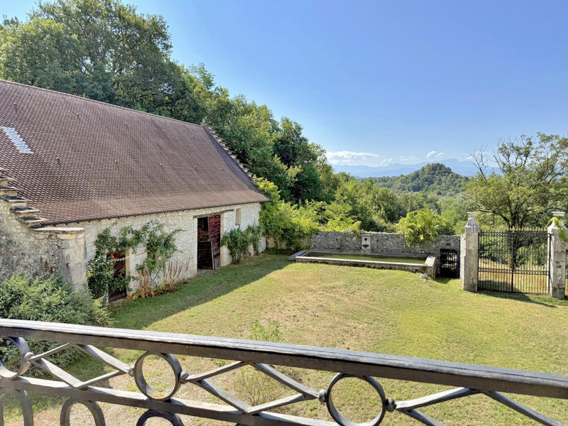 Château - 398 m² - 14 pièces