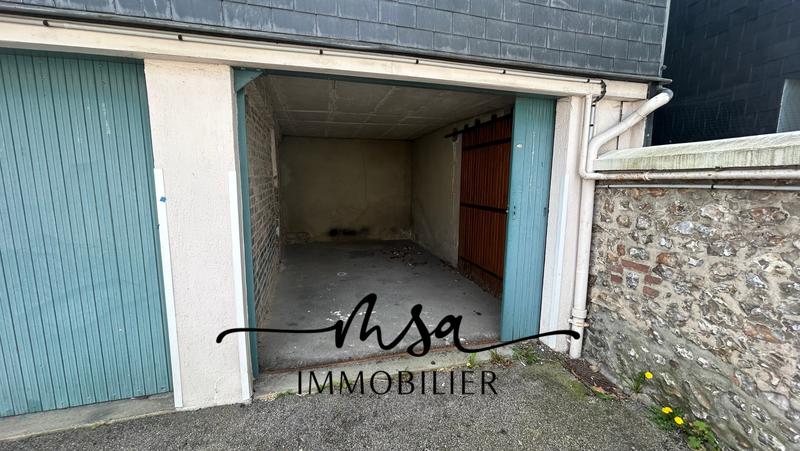 Parking / Garage - 25 m²