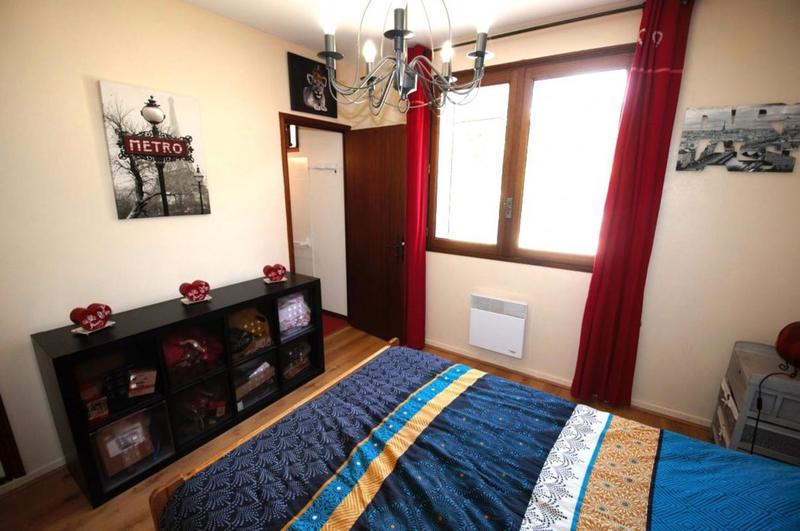 Maison traditionnelle - 353 m² - 10 pièces