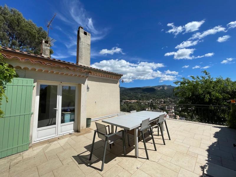 Maison - 150 m² - 4 pièces