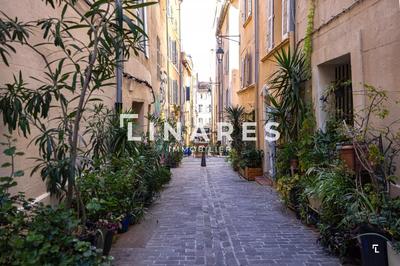 Immeuble - 130 m² - 5 pièces