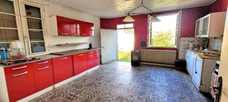 Maison - 260 m² - 8 pièces