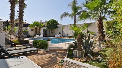 Maison - 190 m² - 7 pièces