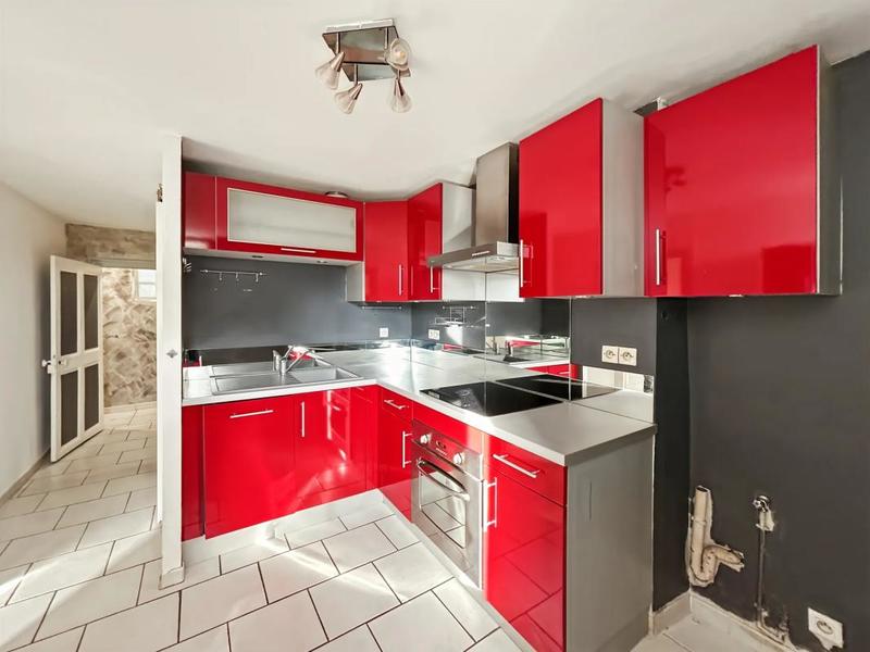 Appartement - 90 m² - 3 pièces