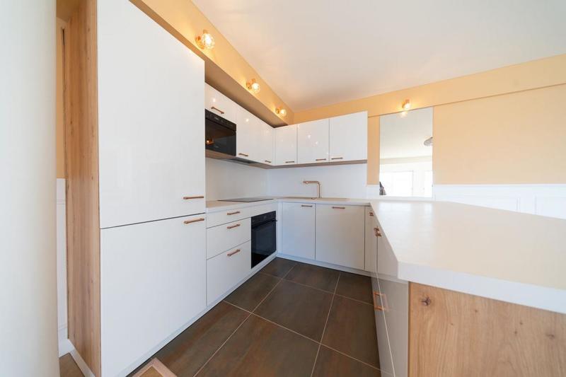 Appartement - 128 m² - 4 pièces