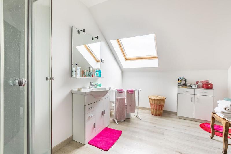 Maison - 300 m² - 7 pièces