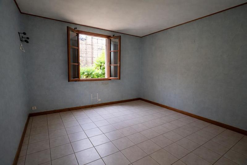 Pavillon - 90 m² - 5 pièces